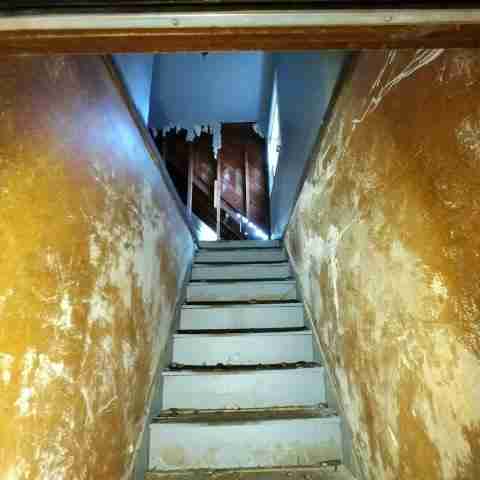 15045 manor (37).jpg